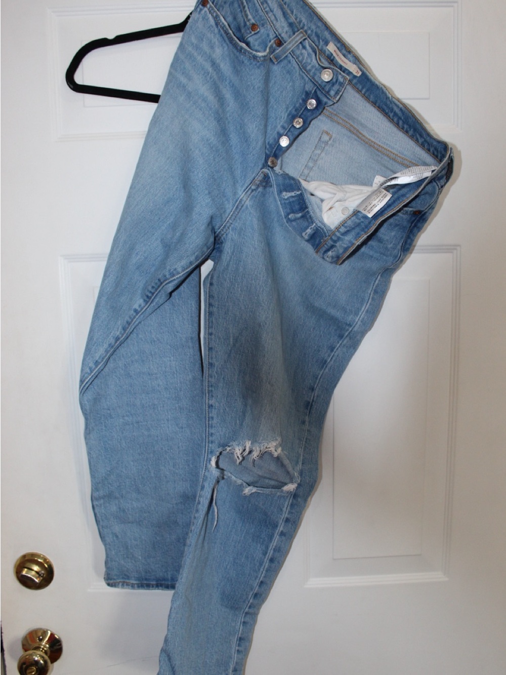 Levi's Light Blue Distressed Women’s Jeans